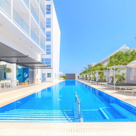 Seasons Hotel (Adults Only) 아이아 나파 외부 사진