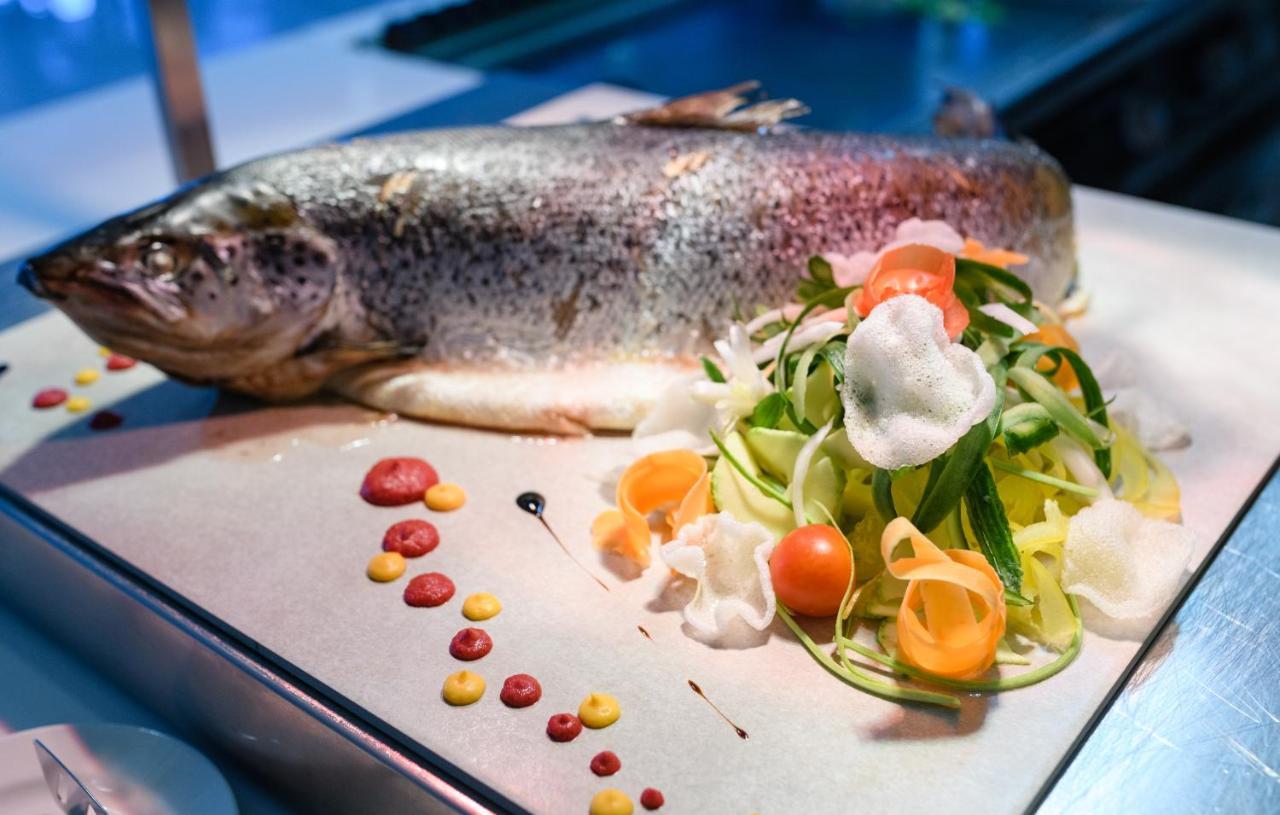 Seasons Hotel (Adults Only) 아이아 나파 외부 사진