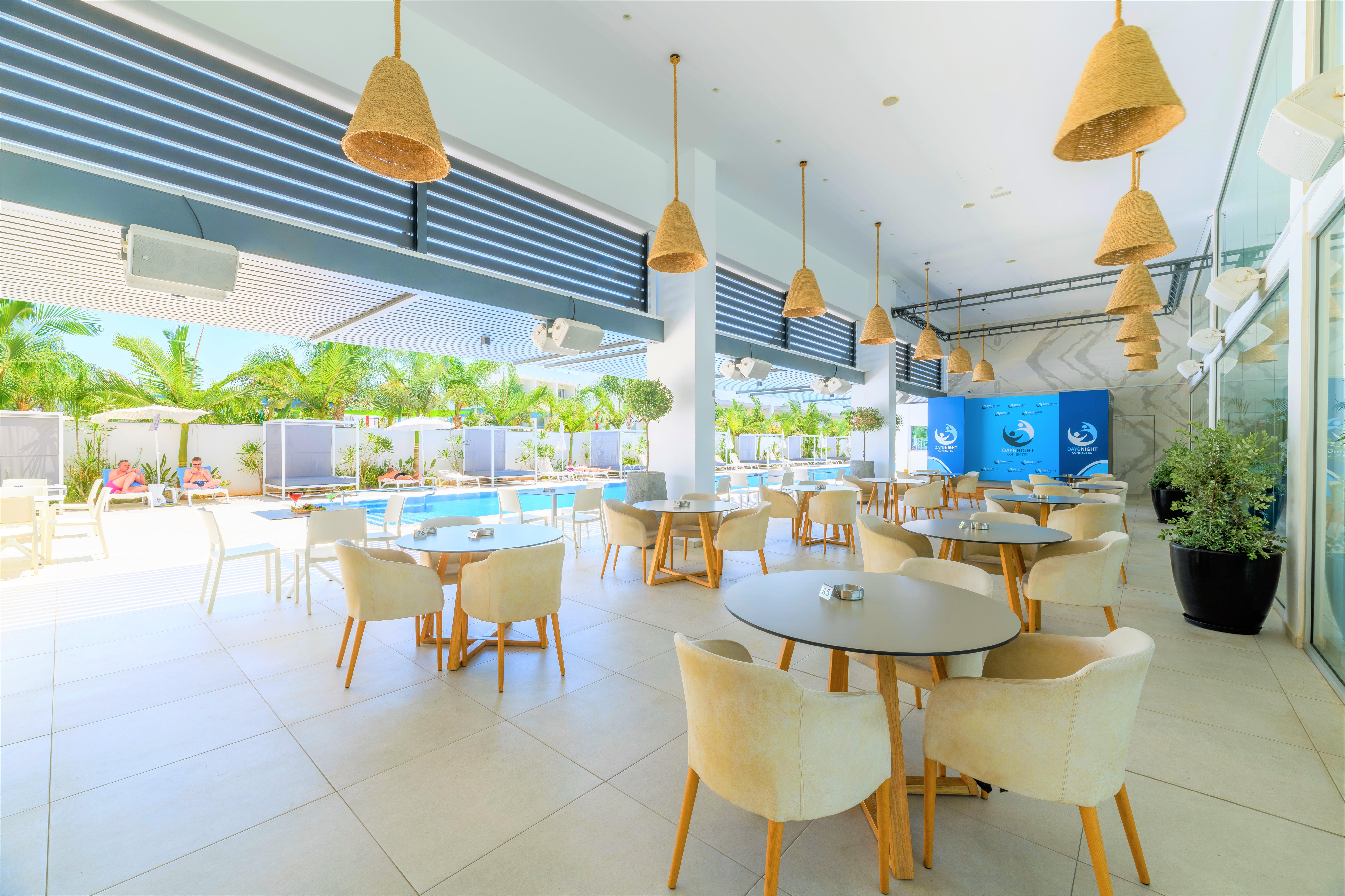 Seasons Hotel (Adults Only) 아이아 나파 외부 사진